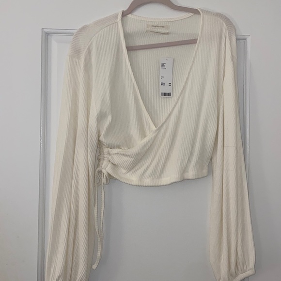 Urban Outfitter White Blouse, Size L, New With Tags